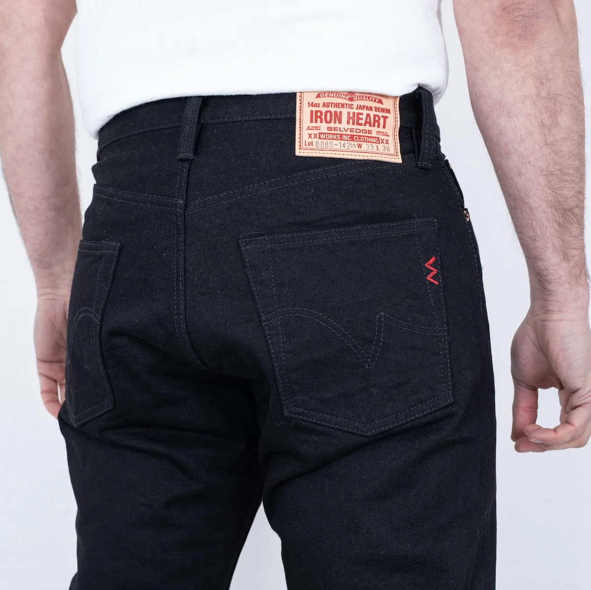 IH-888S-142BB - 14oz Selvedge Denim Medium/High Rise Tapered Jeans - Black/Black - Image 3