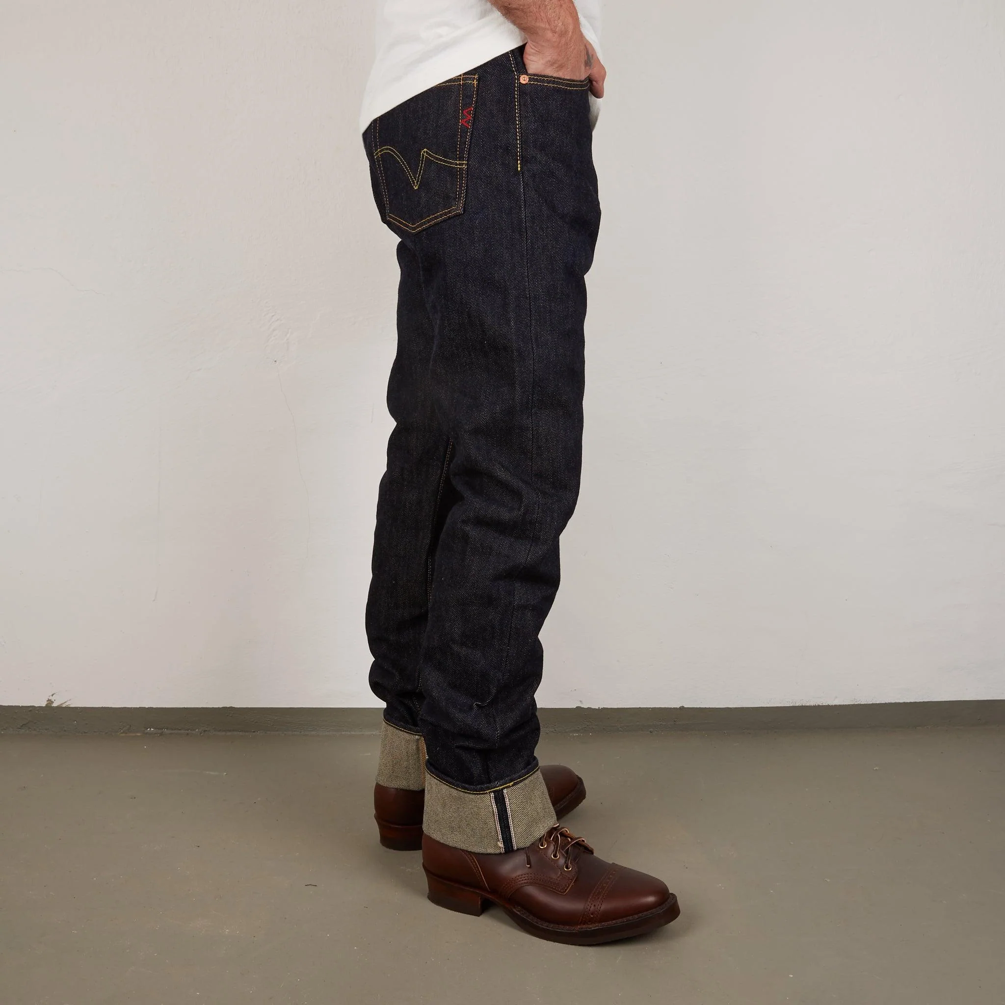 IH-888S-21 - 21oz Selvedge Denim Medium/High Rise Tapered Cut Jeans - Indigo - Image 5